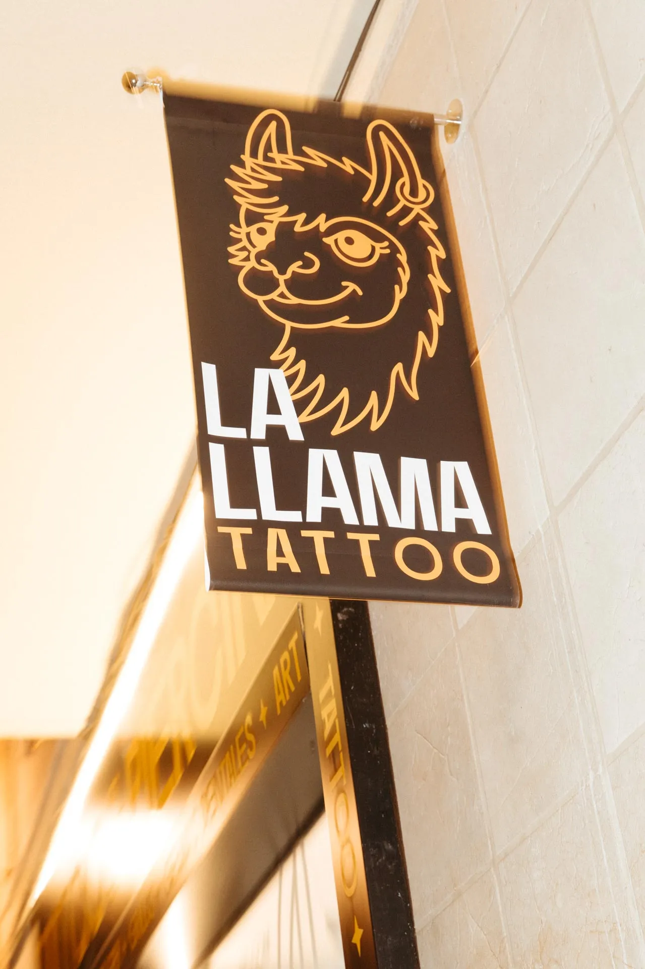 La Llama Tattoo — Branding para La Llama · imagen 3