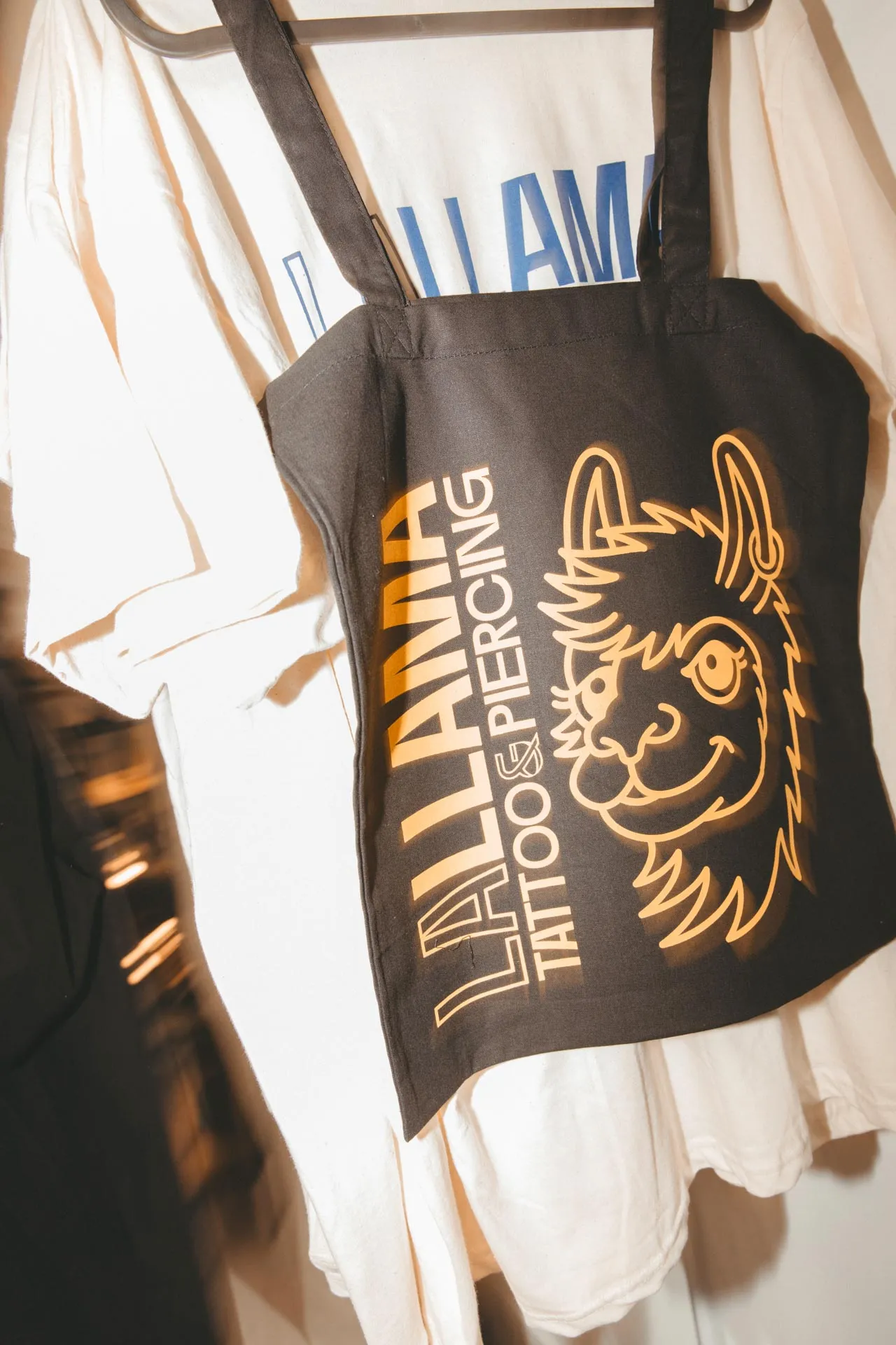 La Llama Tattoo — Branding para La Llama · imagen 8